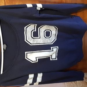 Large sweatshirt top